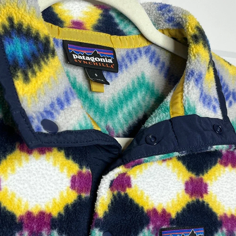 Patagonia Synchilla Size Small Snap T Fleece Pullover Aztec Print Jacket - Picture 3 of 7